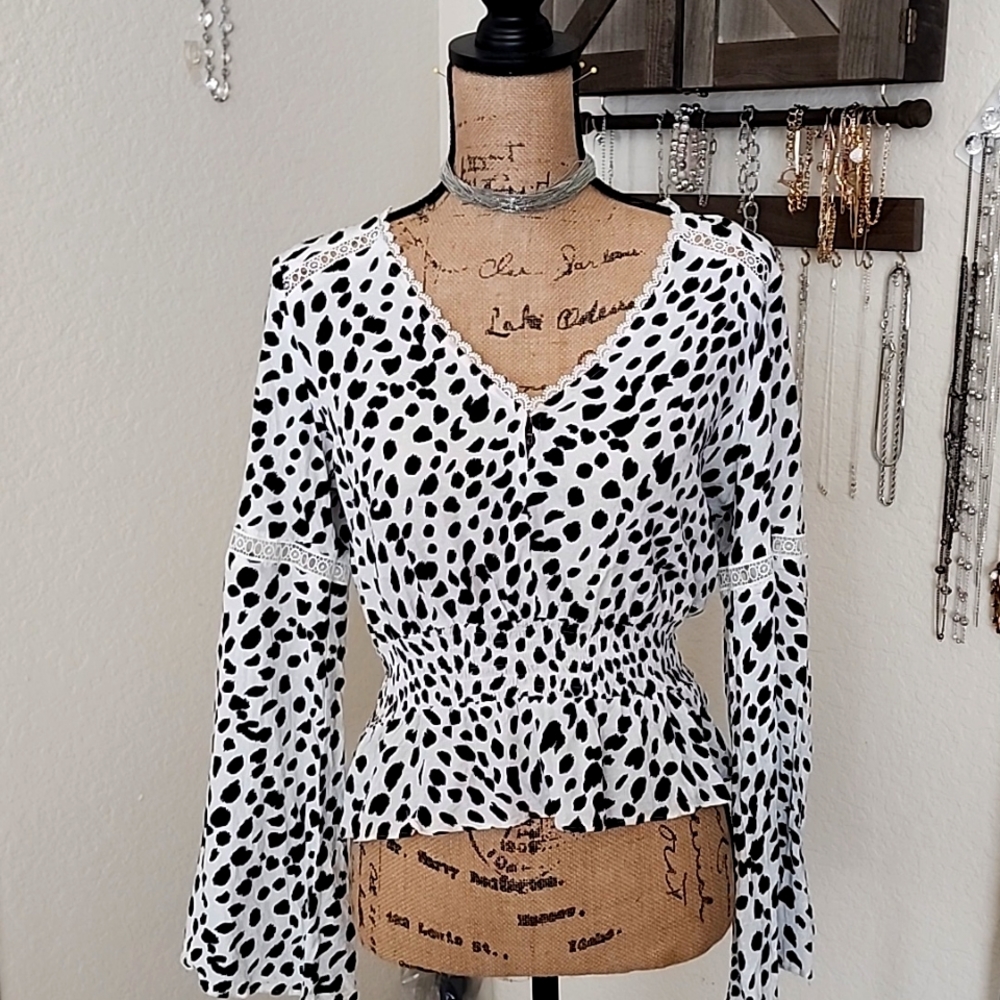 Women's peplum blouse